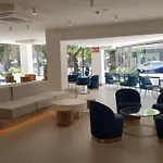 아파트 New & Beautiful Loft In Puerto Banus