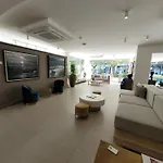 아파트 New & Beautiful Loft In Puerto Banus 마르베야