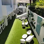 New & Beautiful Loft In Puerto Banus 아파트 *