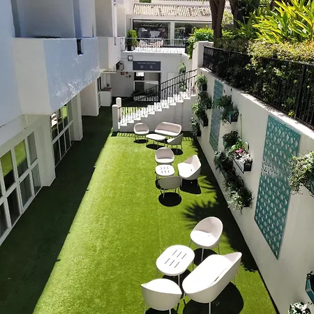 New & Beautiful Loft In Puerto Banus Апартаменты *