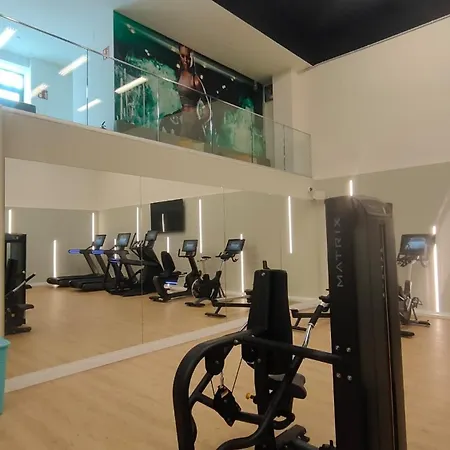 New & Beautiful Loft In Puerto Banus Апартаменты *