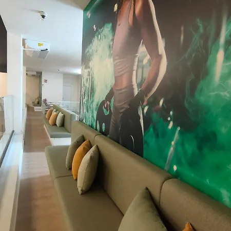 New & Beautiful Loft In Puerto Banus Апартаменты *