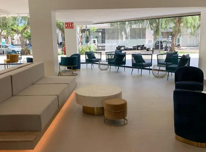 New & Beautiful Loft In Puerto Banus Μαρμπέλλα