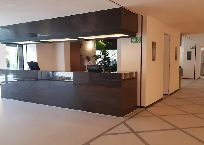 New & Beautiful Loft In Puerto Banus Apartmán *
